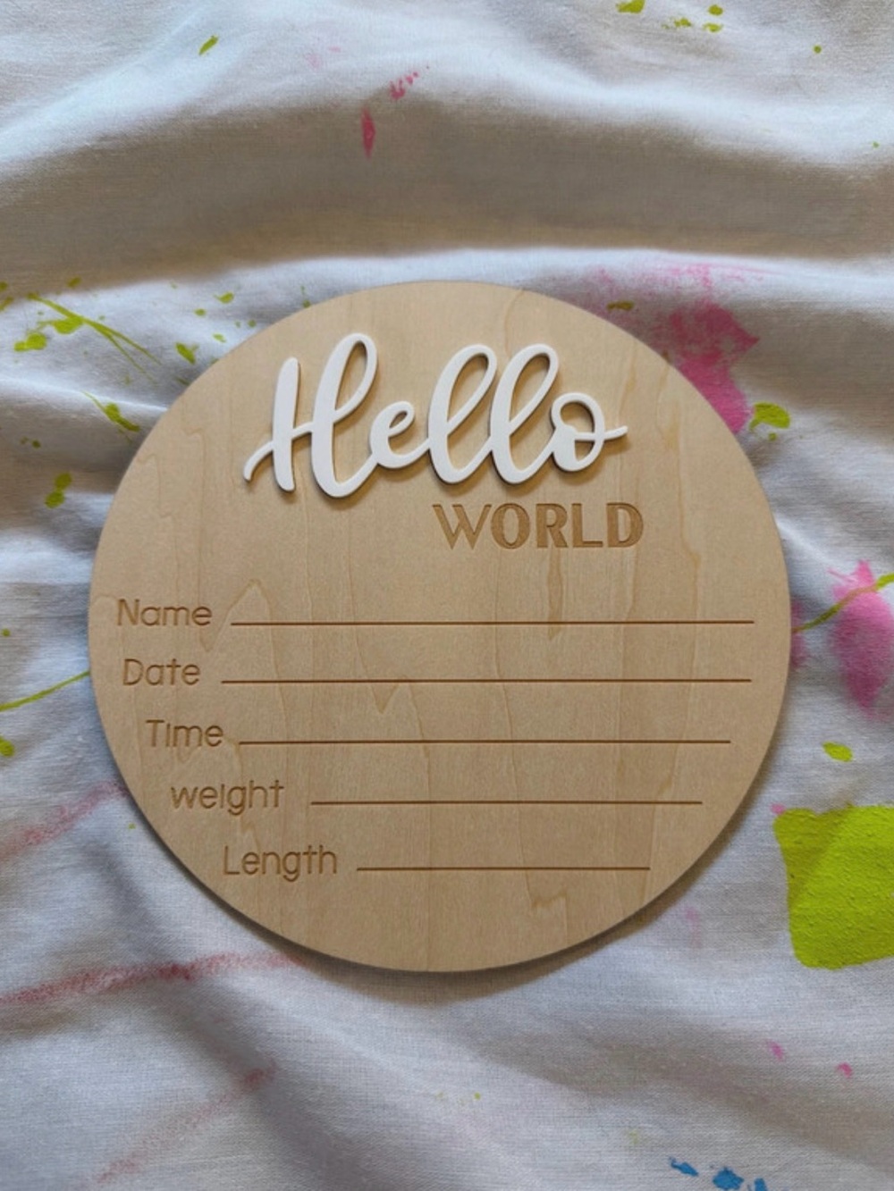 5.9” Hello World Round Wooden Baby Milestone Board - Neutral